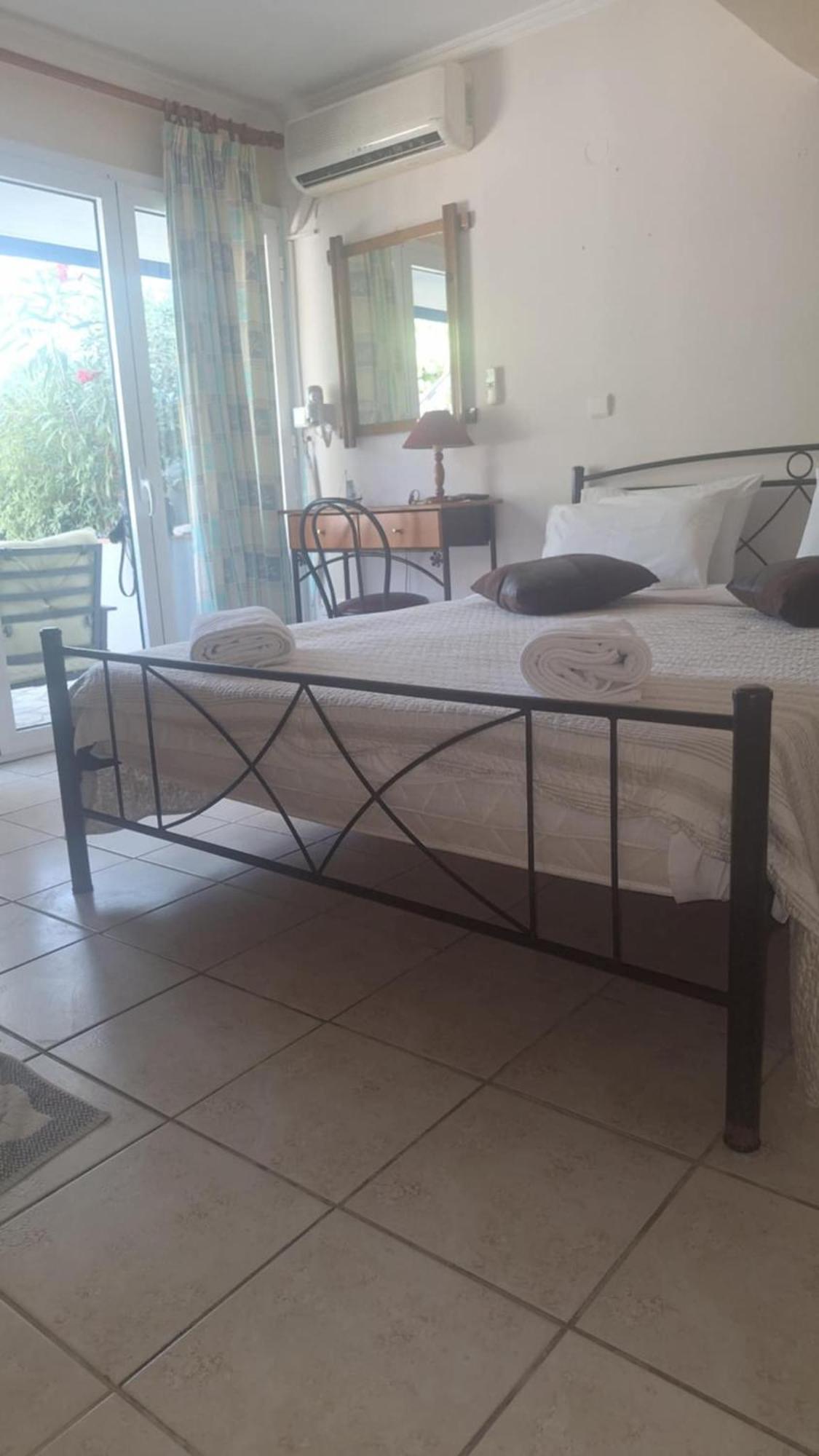 Fotini Apartments Paralia Agias Foteinis Rom bilde
